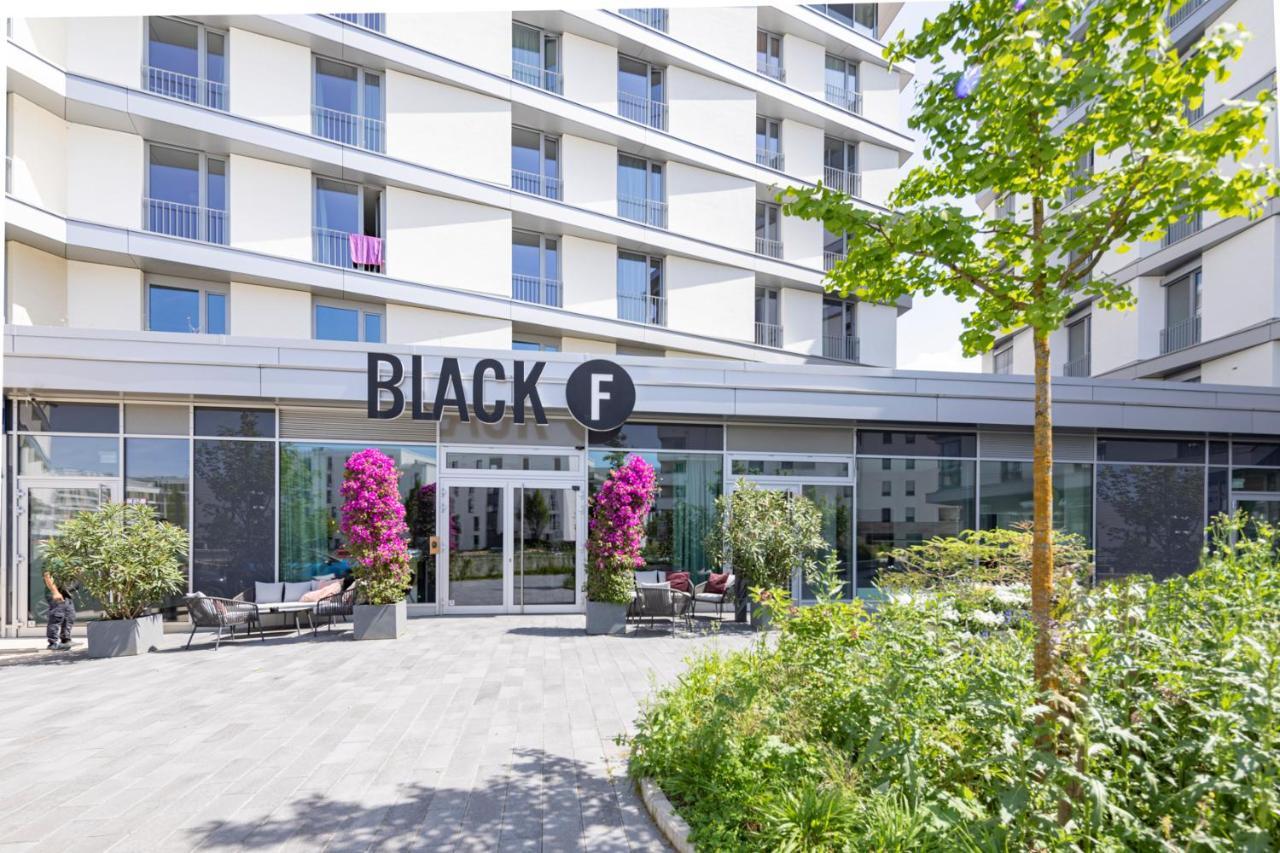 Black F House - Serviced Apartments Freiburg im Breisgau Exterior foto